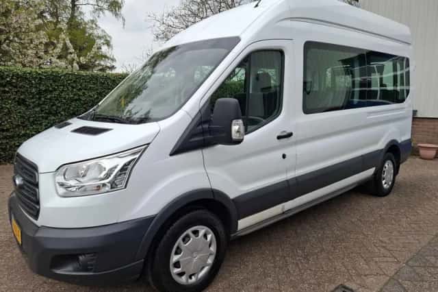 Ford Transit (2018) thumbnail 3