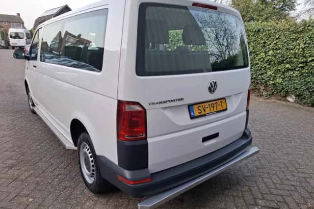 Volkswagen Transporter (2018) thumbnail 6