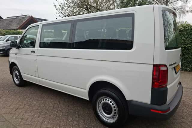 Volkswagen Transporter (2017) thumbnail 5