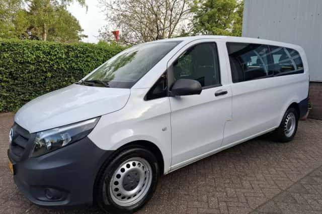 Mercedes-Benz Vito (2019) thumbnail 3