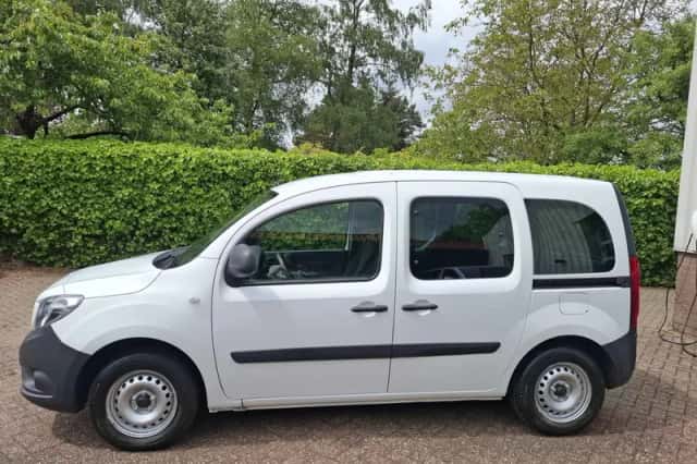 Mercedes-Benz Citan (2019) thumbnail 3