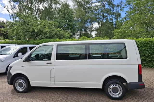 Volkswagen Transporter (2017) thumbnail 5