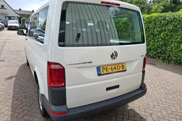 Volkswagen Transporter (2017) thumbnail 6