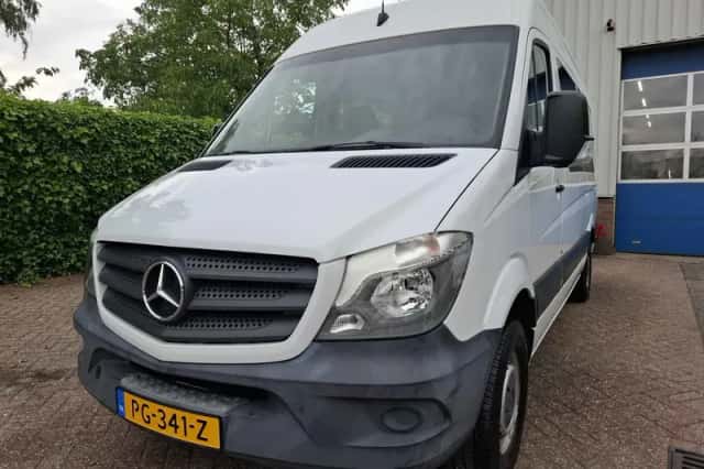 Mercedes-Benz Sprinter (2017) thumbnail 2