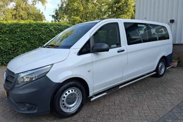 Mercedes-Benz Vito (2015) thumbnail 3