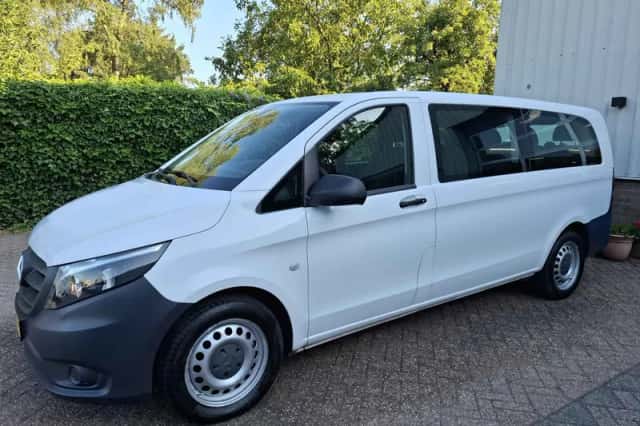 Mercedes-Benz Vito (2019) thumbnail 3