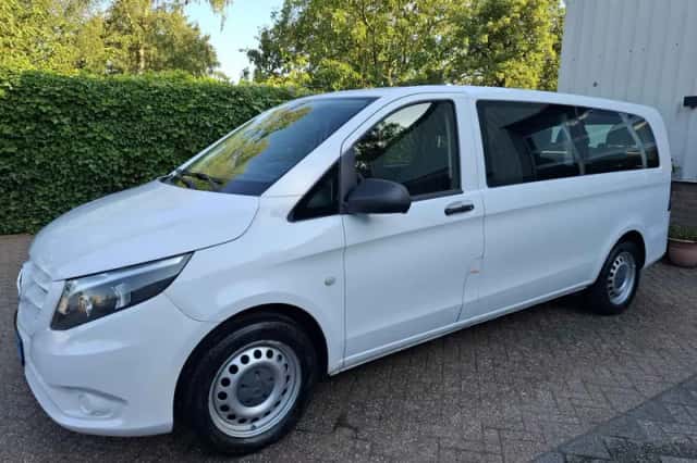 Mercedes-Benz Vito (2019) thumbnail 3