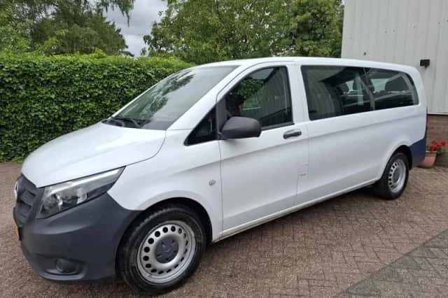 Mercedes-Benz Vito (2019) thumbnail 3