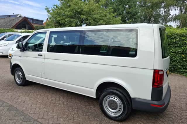 Volkswagen Transporter (2017) thumbnail 5