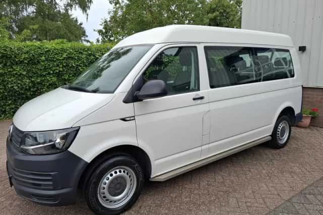 Volkswagen Transporter (2017) thumbnail 4