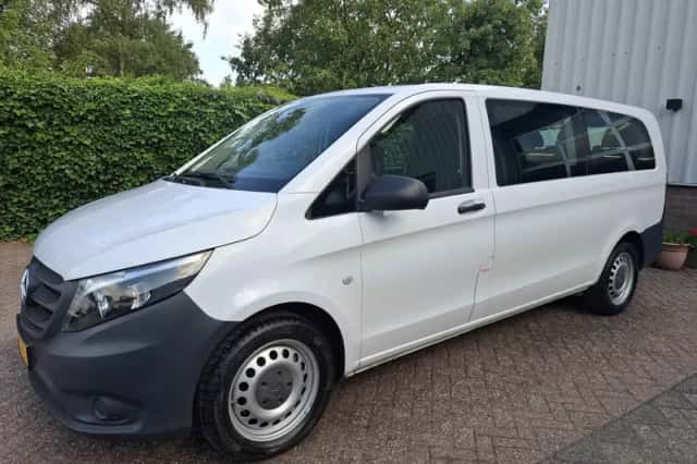 Mercedes-Benz Vito (2019) thumbnail 3