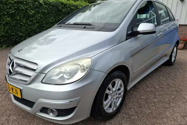 Mercedes-Benz B-Klasse (2009) thumbnail 1