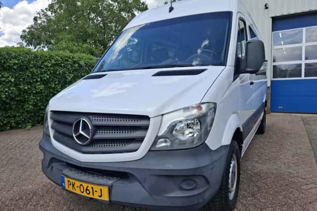 Mercedes-Benz Sprinter (2017) thumbnail 2