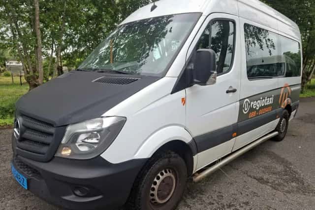 Mercedes-Benz Sprinter (2017) thumbnail 1
