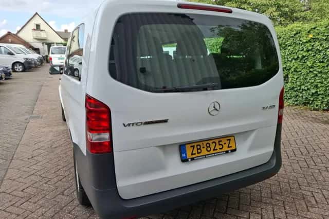 Mercedes-Benz Vito (2019) thumbnail 5