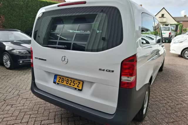 Mercedes-Benz Vito (2019) thumbnail 6