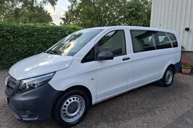 Mercedes-Benz Vito (2019) thumbnail 3