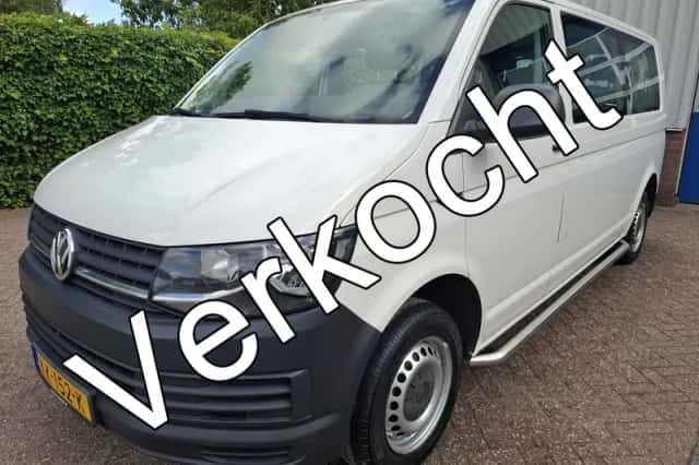 Volkswagen Transporter (2016) thumbnail 1