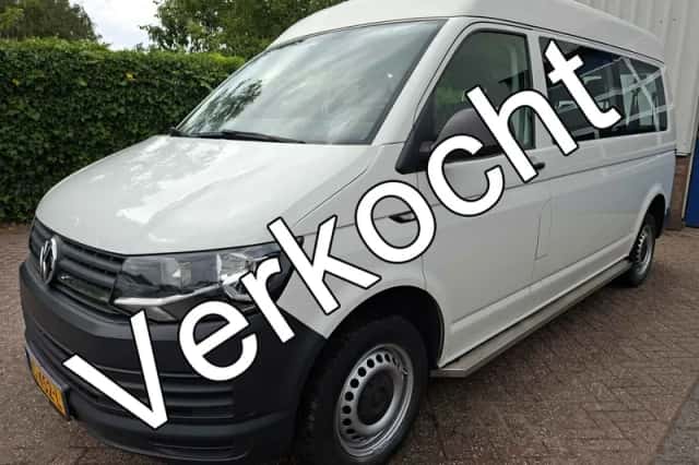Volkswagen Transporter (2017) thumbnail 1