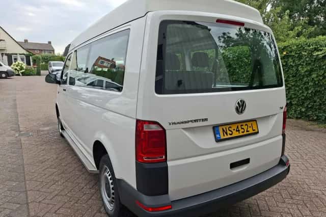 Volkswagen Transporter (2017) thumbnail 6