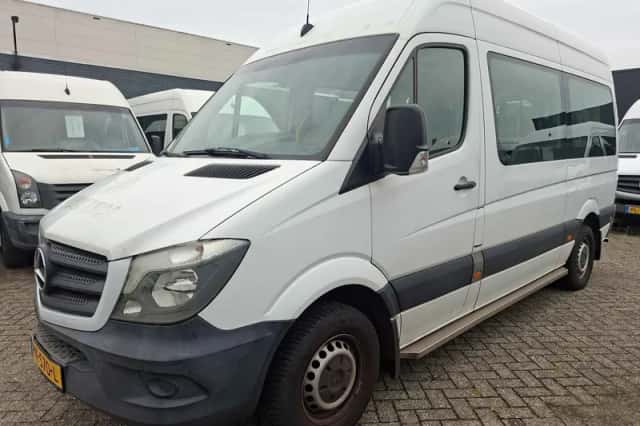 Mercedes-Benz Sprinter (2015) thumbnail 1