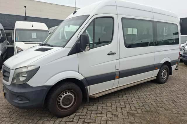 Mercedes-Benz Sprinter (2015) thumbnail 3