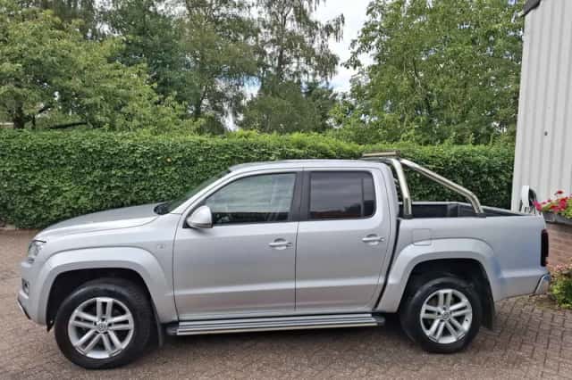 Volkswagen Amarok (2015) thumbnail 5