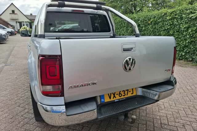 Volkswagen Amarok (2015) thumbnail 6