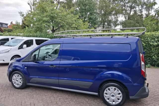Ford Transit Connect (2017) thumbnail 3