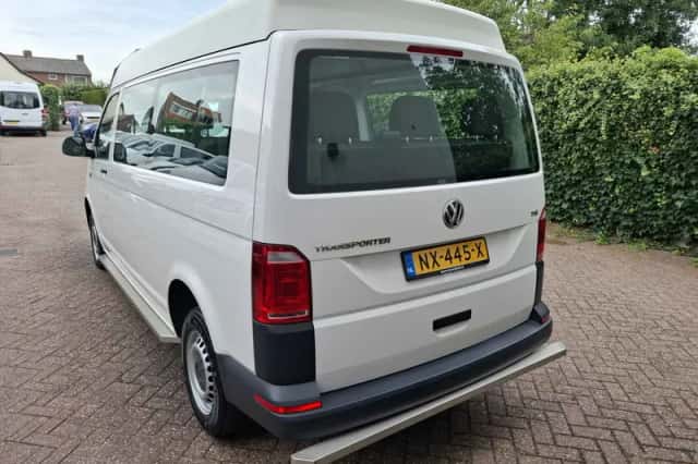 Volkswagen Transporter (2017) thumbnail 5