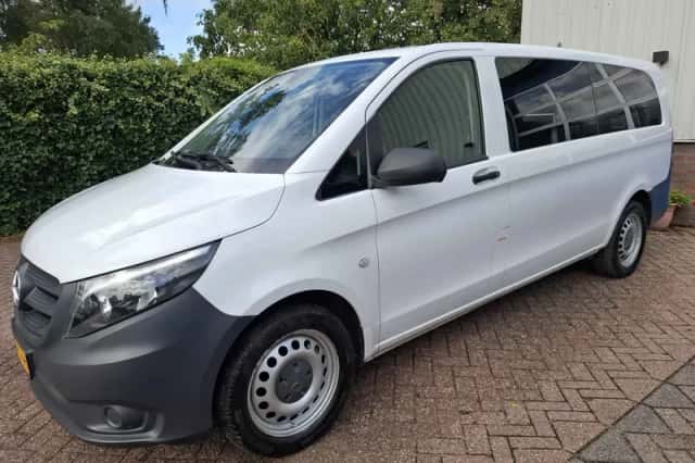 Mercedes-Benz Vito (2019) thumbnail 3