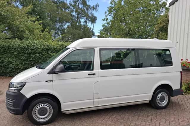 Volkswagen Transporter (2017) thumbnail 4