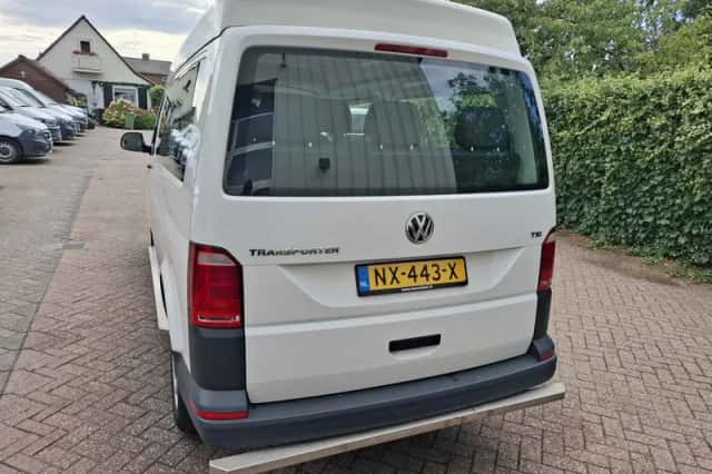 Volkswagen Transporter (2017) thumbnail 6