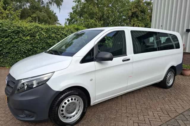 Mercedes-Benz Vito (2019) thumbnail 3