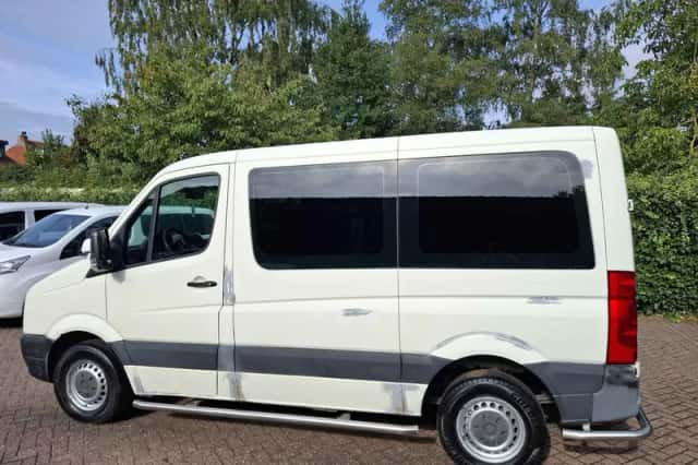 Volkswagen Crafter (2010) thumbnail 4