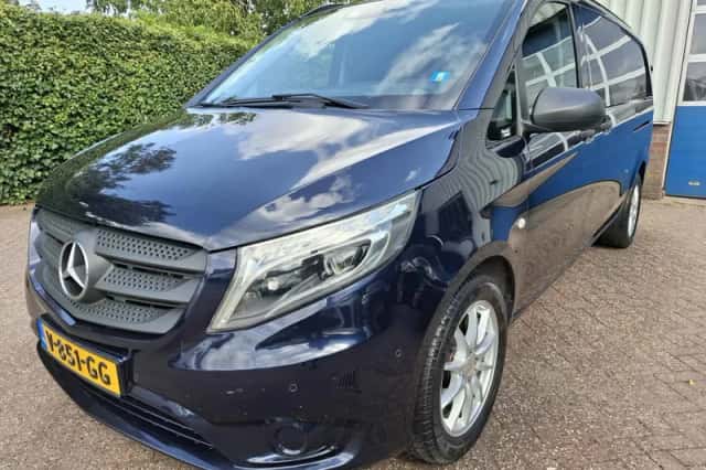 Mercedes-Benz Vito (2017) thumbnail 1