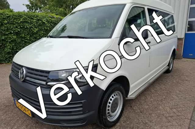 Volkswagen Transporter (2017) thumbnail 1