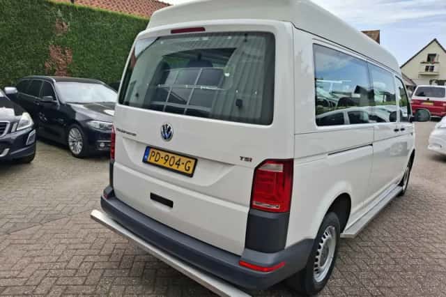 Volkswagen Transporter (2017) thumbnail 6
