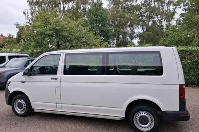 Volkswagen Transporter (2018) thumbnail 4
