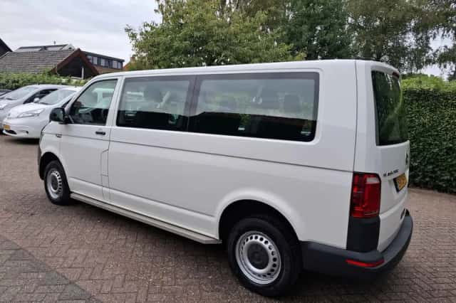 Volkswagen Transporter (2018) thumbnail 5