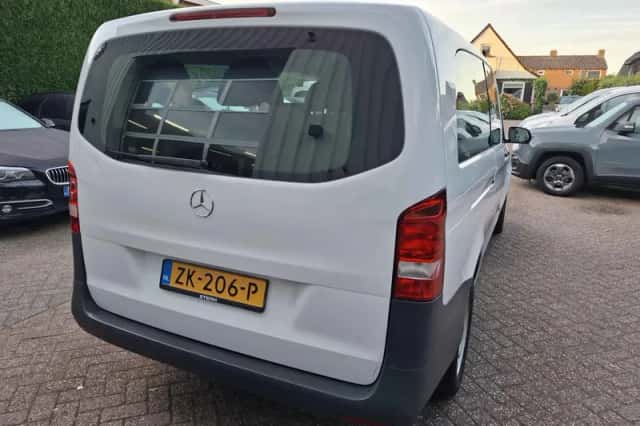Mercedes-Benz Vito (2019) thumbnail 6