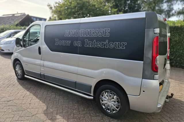 Renault Trafic (2011) thumbnail 4