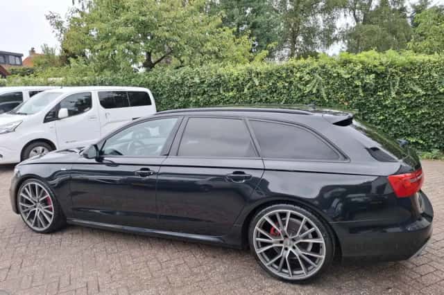 Audi A6 (2012) thumbnail 5