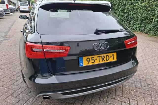 Audi A6 (2012) thumbnail 6