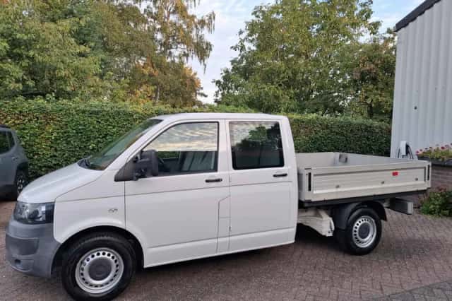 Volkswagen Transporter (2013) thumbnail 4