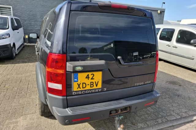 Land Rover Discovery (2007) thumbnail 6
