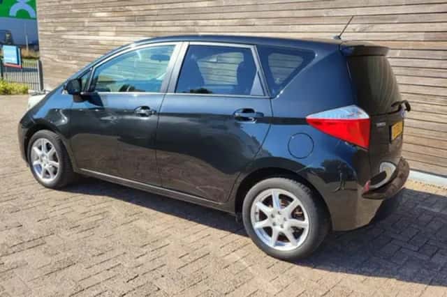 Toyota Verso S (2012) thumbnail 6