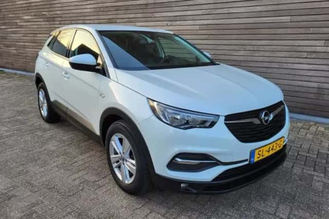 Opel Grandland (2018) thumbnail 5