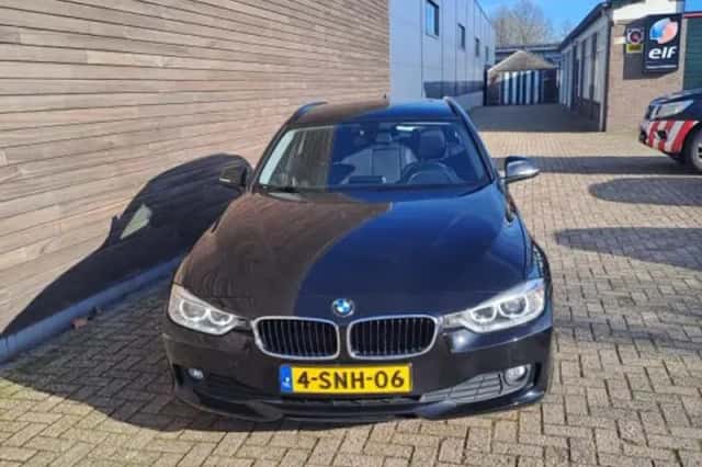 BMW 3-Serie (2013) thumbnail 1