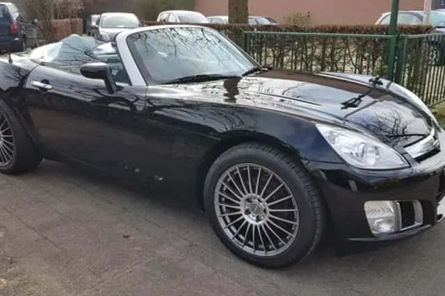 Opel GT (2008) thumbnail 4